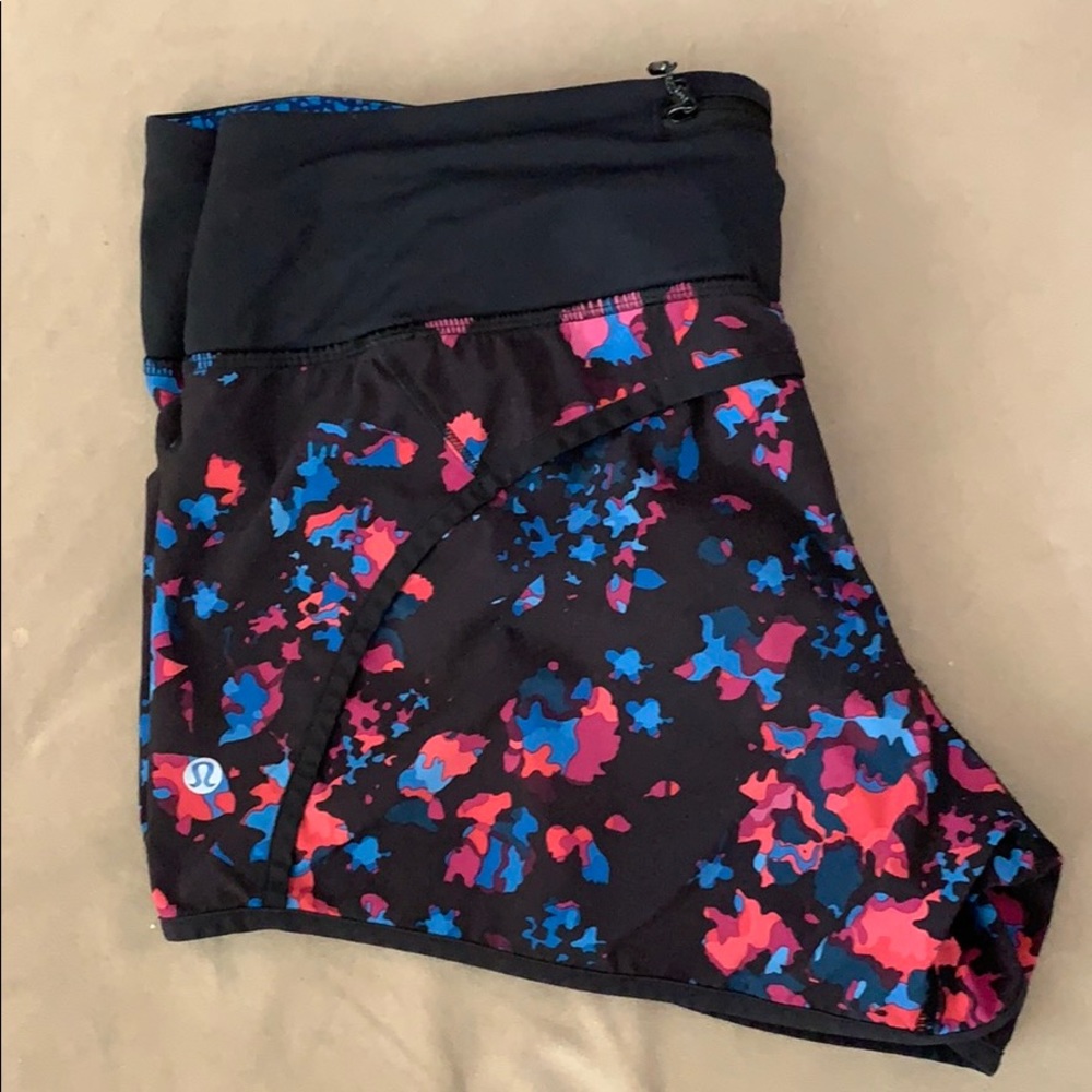 Lulu Lemon speed shorts 2.5